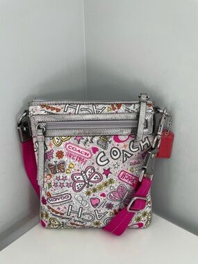 Coach Y2K Poppy Crossbody Bag